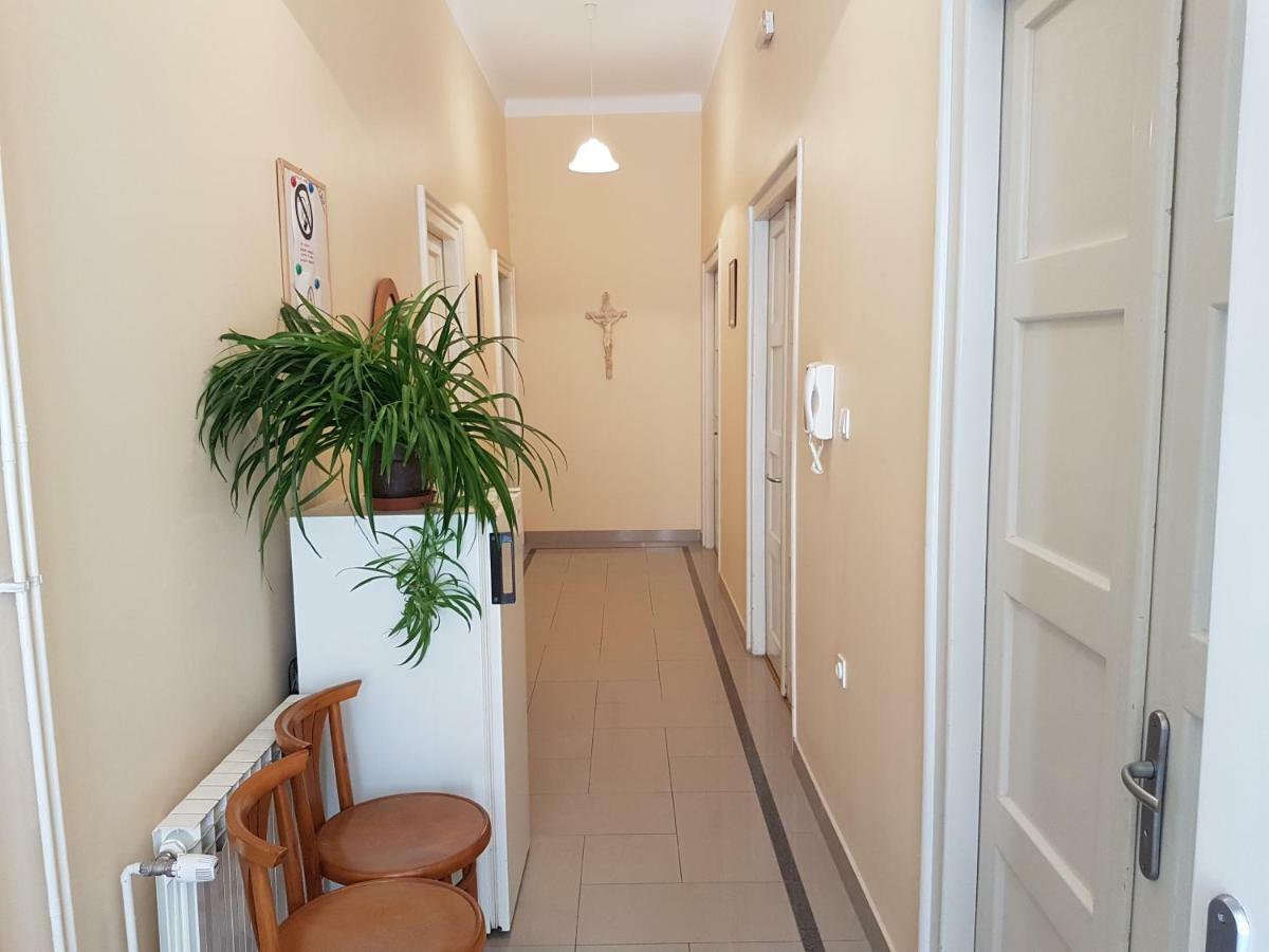 Apartment & Rooms Three Angels 巴斯卡 外观 照片