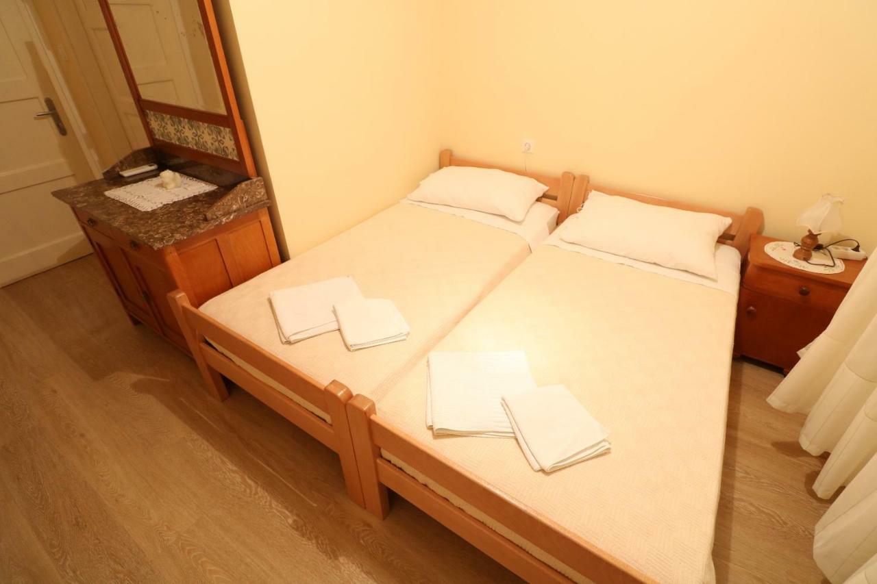 Apartment & Rooms Three Angels 巴斯卡 外观 照片
