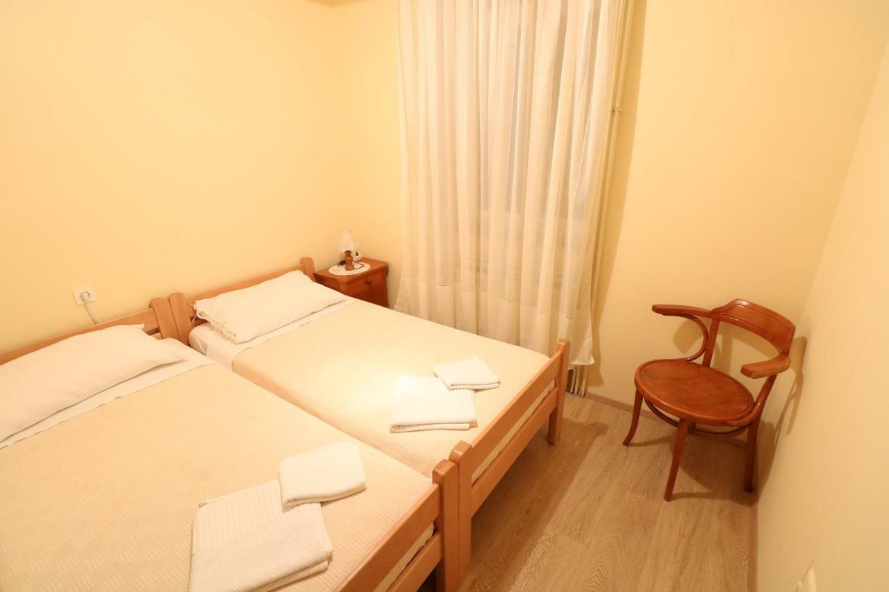 Apartment & Rooms Three Angels 巴斯卡 外观 照片